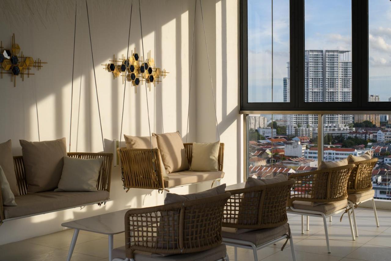 The Granite Luxury Hotel Penang George Town Esterno foto