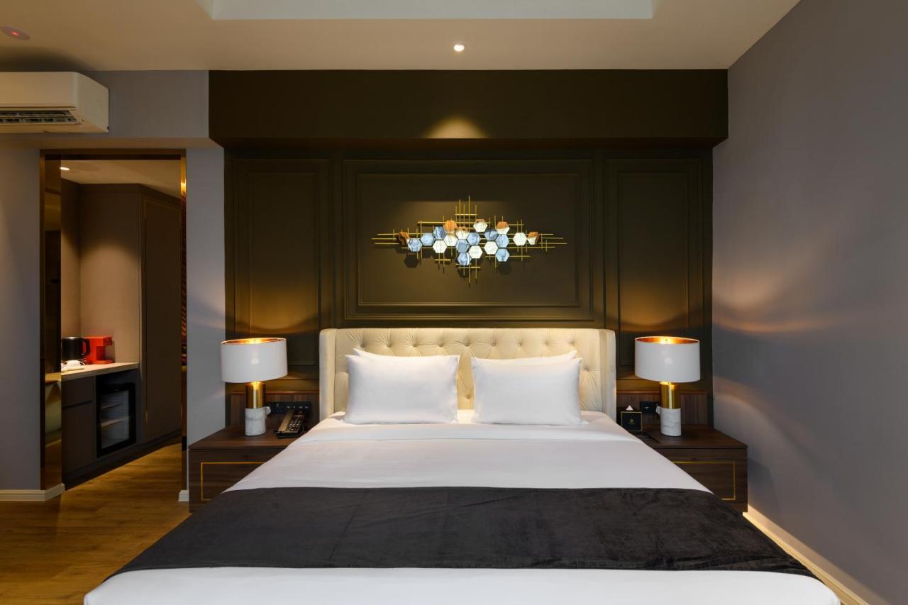 The Granite Luxury Hotel Penang George Town Esterno foto