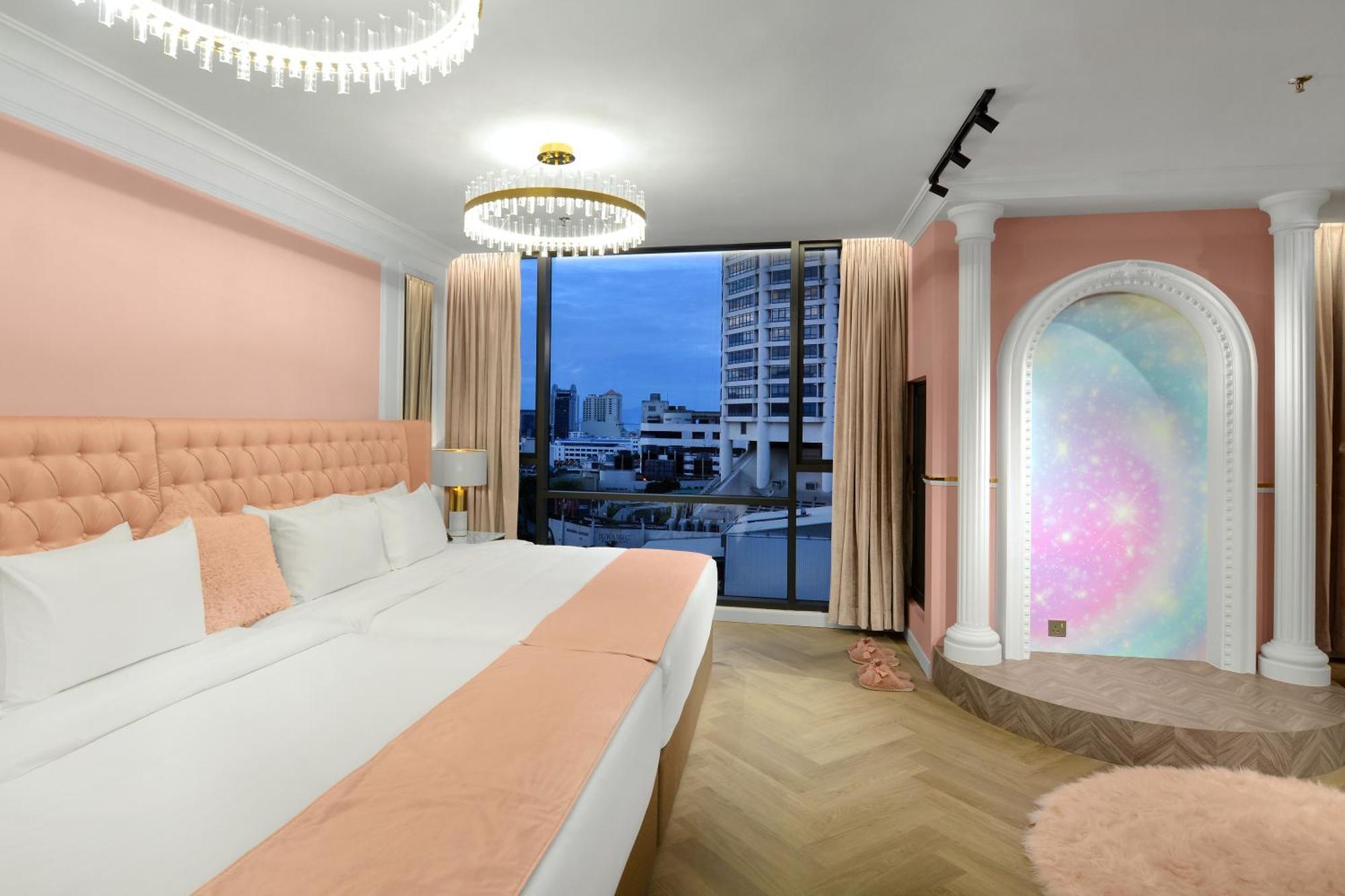 The Granite Luxury Hotel Penang George Town Esterno foto