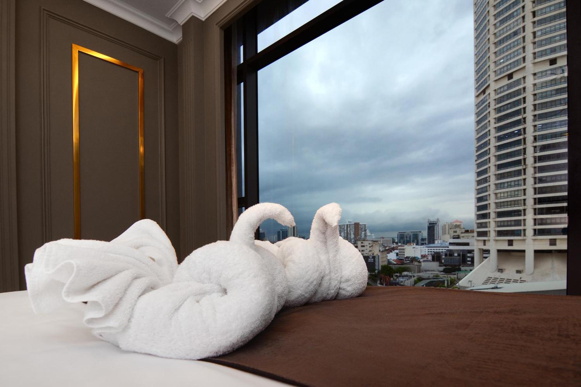 The Granite Luxury Hotel Penang George Town Esterno foto
