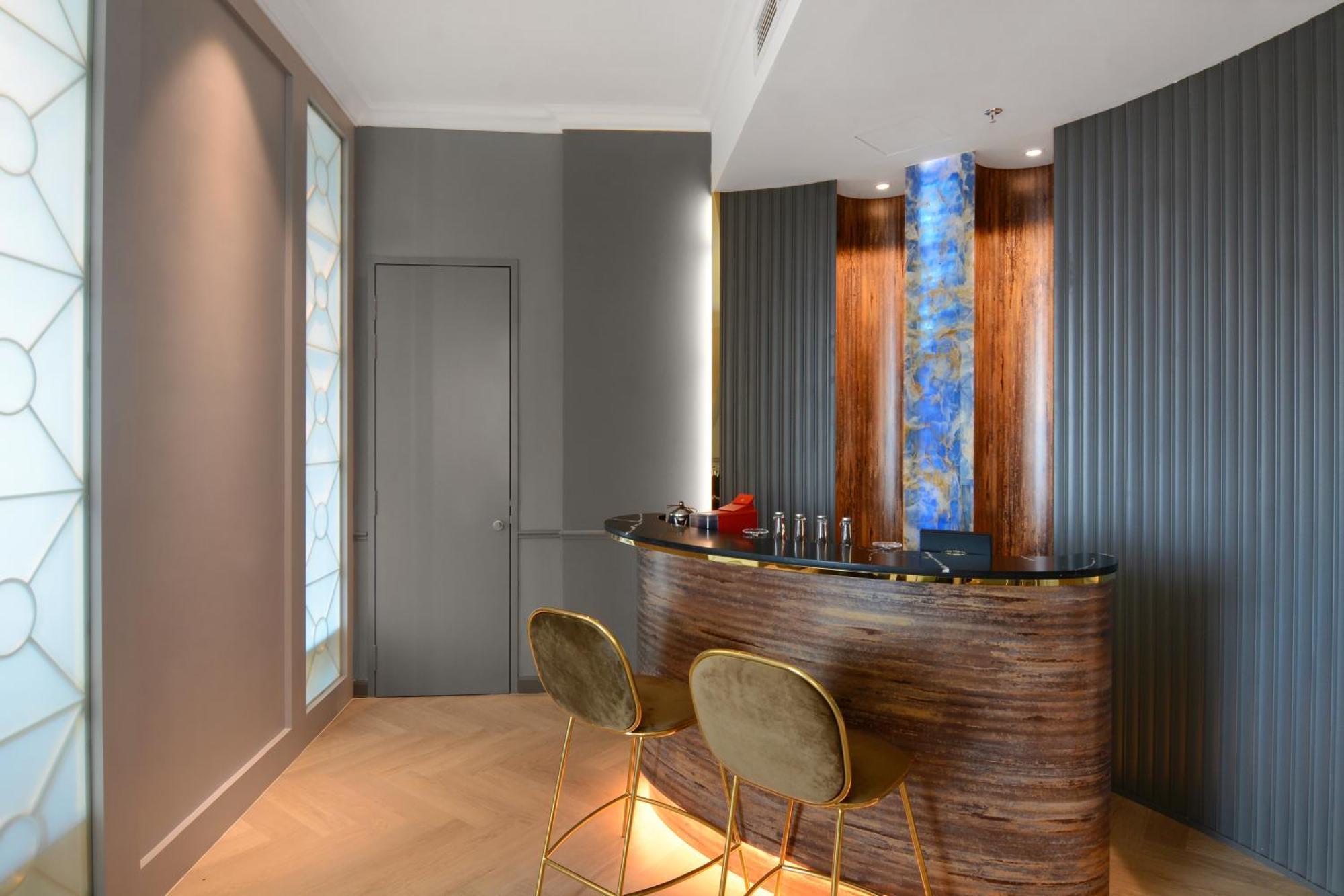 The Granite Luxury Hotel Penang George Town Esterno foto